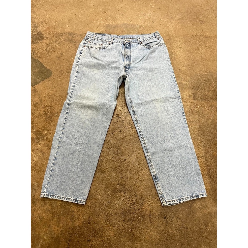 Levi's 550 Relaxed Fit Jeans Men 40x30 Light Stonewash Denim Cotton Straight Leg